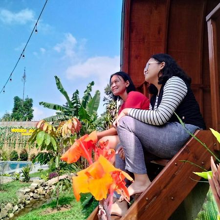 Wooden House Paseban Villa Bogor Ngoại thất bức ảnh